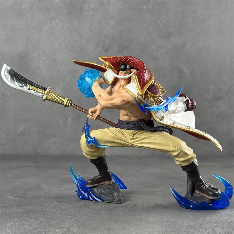 One Piece Whitebeard Battle Stance Figure